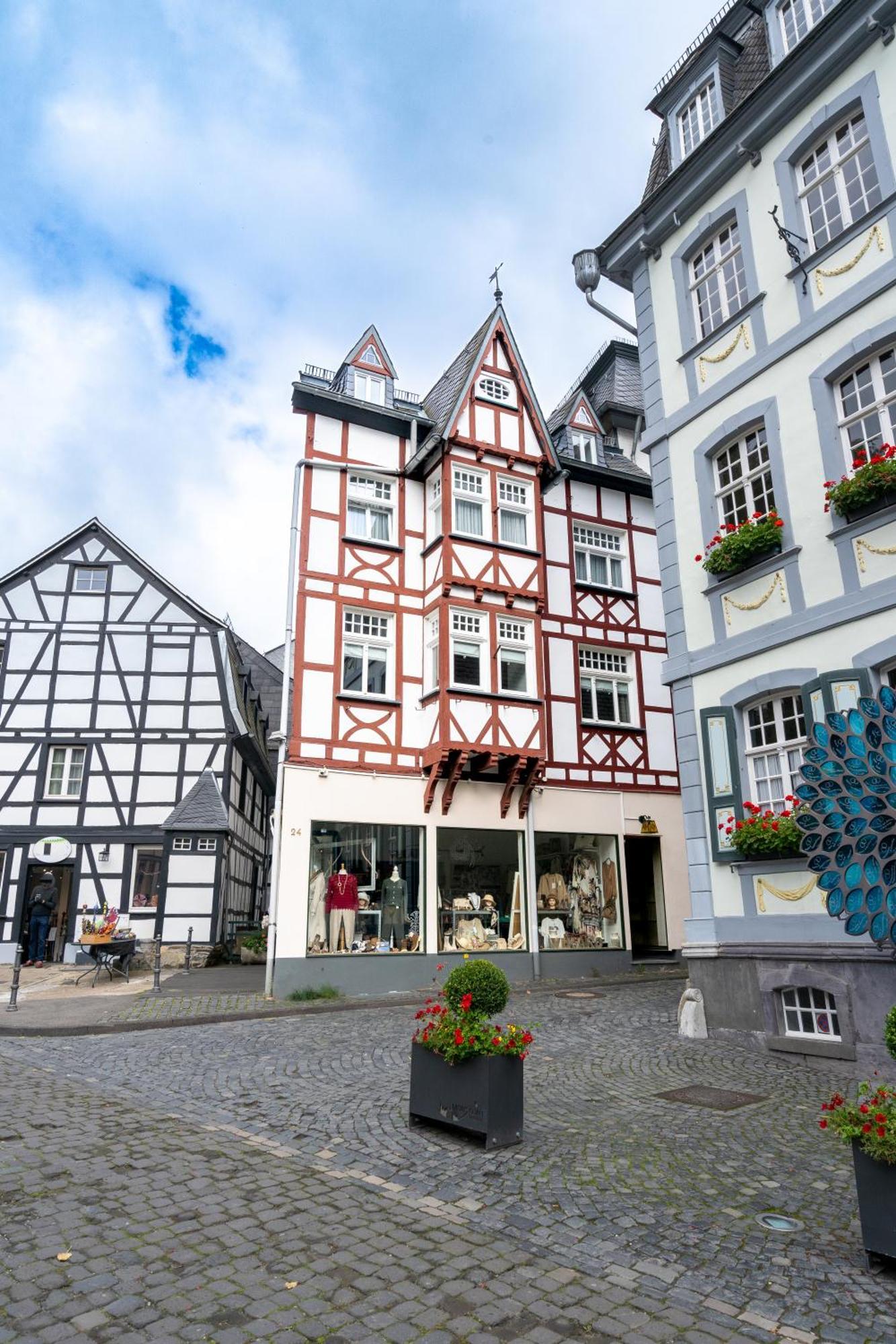 Holideis Monschau Center Apartments Ngoại thất bức ảnh